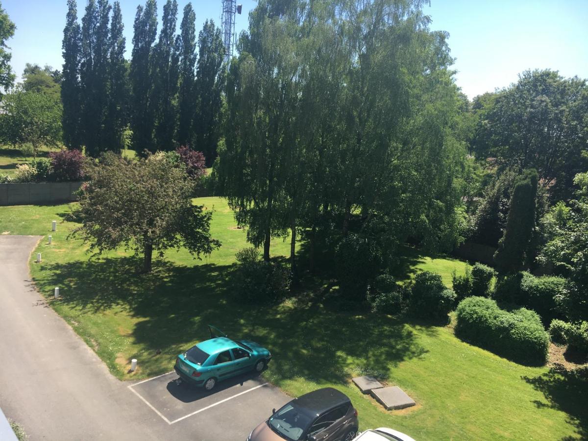 Suite Au Parc De Fresnoy Руа Экстерьер фото